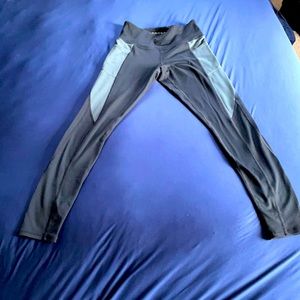 Yogatech black and grey leggings